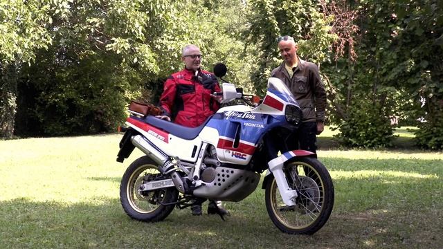 Honda Africa Twin 650 RD03: Test YoungTimer Con Alberto Porta [English Sub.]