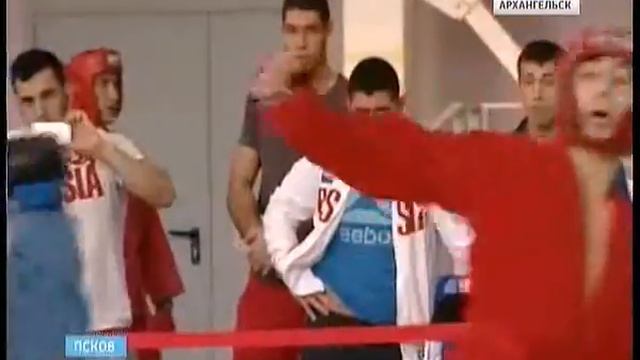 На соревнованиях по самбо в Пскове наши земляки завоевали 17 медалей смотреть онлайн