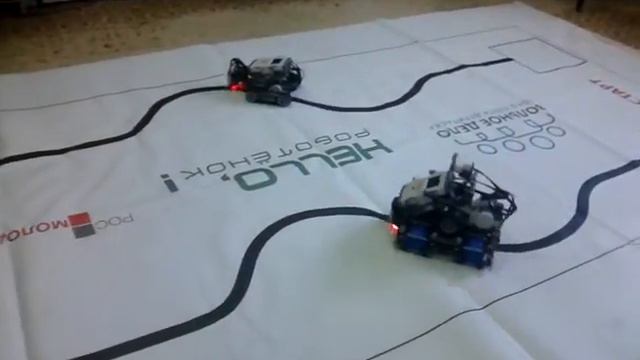 Lego роботы двигаются по траектории смотреть онлайн