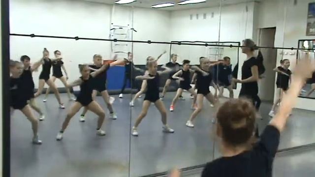 Постановочная "Papaoutai"-3 - 4-й класс ШСХ РМ ПДМ смотреть онлайн