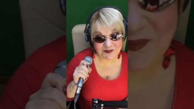 Караоке-кавер «Миллион алых роз». Р.Паулс, А.Вознесенский. #примадонназайцева смотреть онлайн