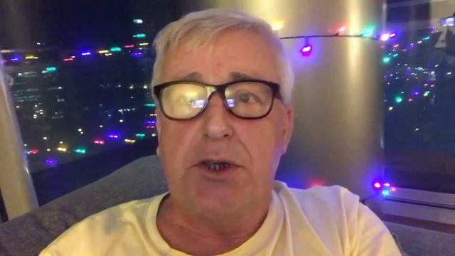 Как НЕЛЬЗЯ снимать видео. Дорогие женщины, всех с 8 марта! смотреть онлайн