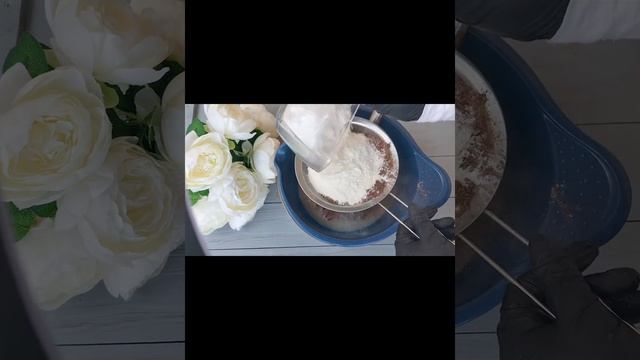 Шоколадный пирог.Казакша рецепт#пирог#шоколадный#клубничный#мокрый пирог#суйикти асхана#