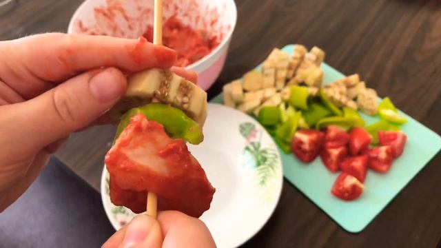 Шашлык Куриный в Духовке!На Шпажках! смотреть онлайн