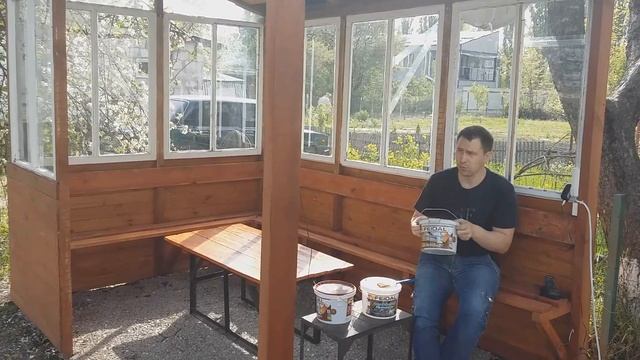 Обработка деревянной беседки лазурью FEIDAL.