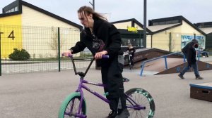 БМХ ВЛОГ | ЖИЗНЬ БМХ ПРОРАЙДЕРА | ТРЮКИ В СКЕЙТПАРКЕ