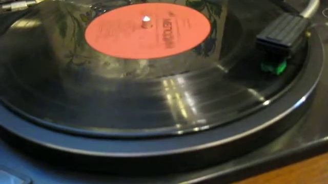 Сказка для детей "Ухти-Тухти" (Винил - вторая сторона) смотреть онлайн