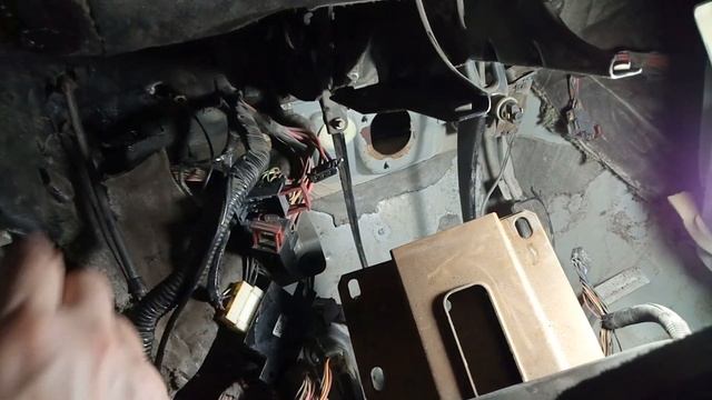 Как снять приборную панель шевинивы всборе с отопителем. смотреть онлайн