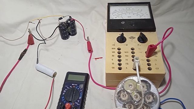 Бесплатная зарядка аккумуляторов. Ноль и заземление. смотреть онлайн