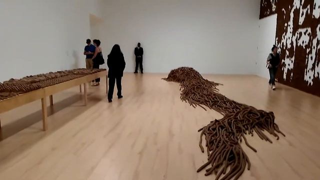 Музей современного искусства Мока,Даунтаун ,Лос Анджелесе смотреть онлайн