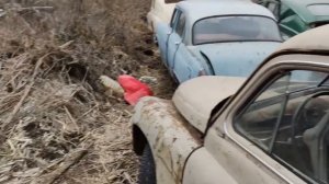 Свалка машин, старинные Волги, Победы и УАЗЫ!