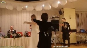 Лезгинка Красивая Русская Невеста Порвала Всех в Танце. Лезгинка