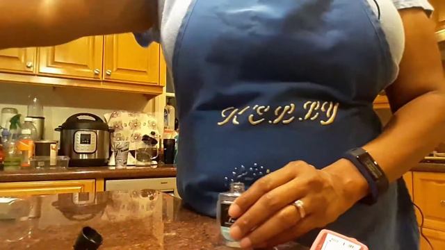 Dynamic DIY Diva Reuse/Refill Pocket Hand Sanitizer смотреть онлайн