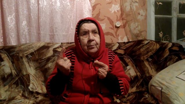 МАМА РАССКАЗЫВАЕТ АНЕКДОТ ПРО АРМИЮ! смотреть онлайн