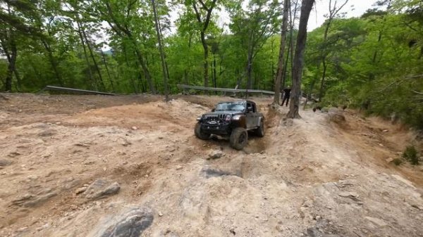 New Jeep Grand Cherokee Trailhawk Offroad | Jeep Badge of Honor Trail