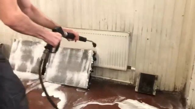 Чистка радиаторов Мерседес w222 смотреть онлайн