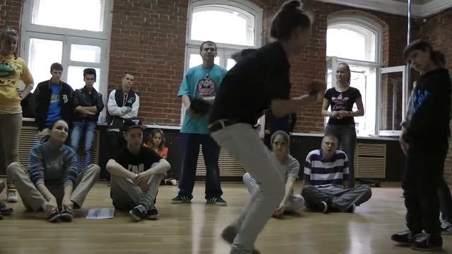 Форма Junior battle Hip-Hop батлы 7 Захар Кулишов смотреть онлайн