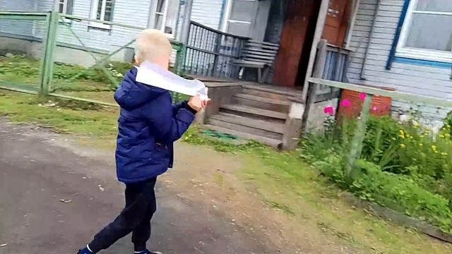 маленький VS средний смотреть онлайн