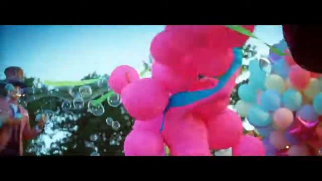 Рекламный ролик TOY RU с Тимати