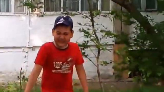 Мальчик боится воды смотреть онлайн