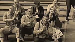 КЛИП ПОДАРОК ОТ РОДИТЕЛЕЙ  ДЕТЯМ ВЫПУСКНИКАМ