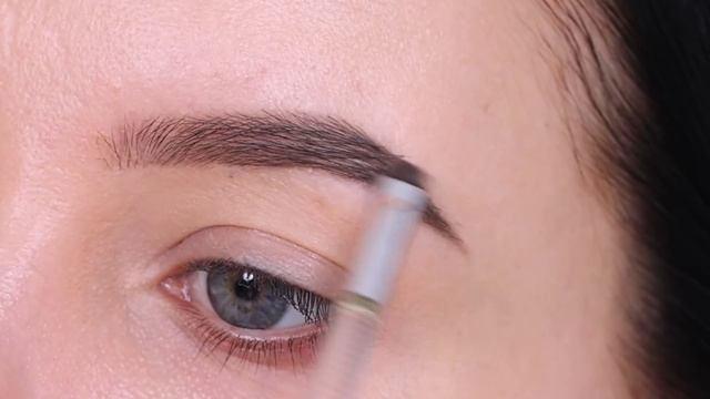 Smudge Proof Eyebrow Tutorial | Using the new Benefit Cosmetics POWMADE смотреть онлайн