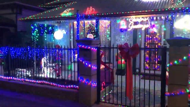 №2🏠КАК УКРАШАЮТ ДОМА / В АВСТРАЛИИ / НА РОЖДЕСТВО. / ADL, / S.A.🏠#christmas #australia #newyear смотреть онлайн