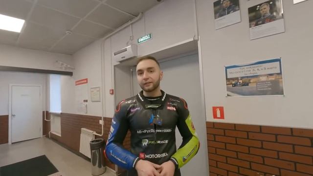 ОБЗОР И СРАВНЕНИЕ ИТАЛЬЯНСКИХ ПИТБАЙКОВ СТОИМОСТЬЮ ПОД МИЛЛИОН РУБЛЕЙ PITOM vs смотреть онлайн