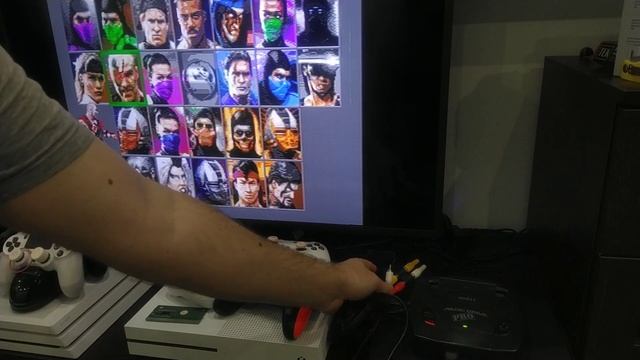 Глючит Mortal Kombat3, беру паяльник... смотреть онлайн