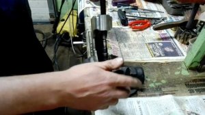 Stihl ms 180. Снятие подшипников с коленчатого вала.
