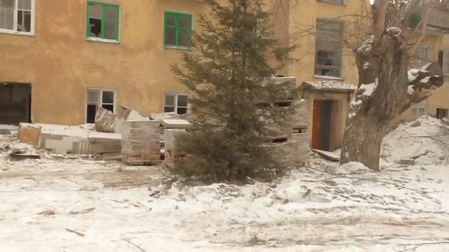 Ишим, Снос крепкого, добротного жилого дома Привокзальная,27 смотреть онлайн