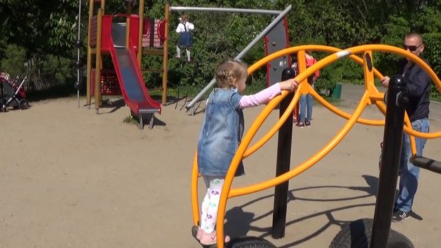 Национальный ботанический сад г. Киев ч. 1 National Botanical garden, Kiev, part 1 смотреть онлайн