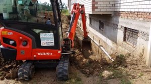 Мини-экскаватор Кубота KX019-4 в работе