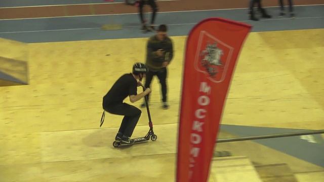 20151205 Влад Бутнарчук, категория про, Winter Scooter Games 2015 смотреть онлайн