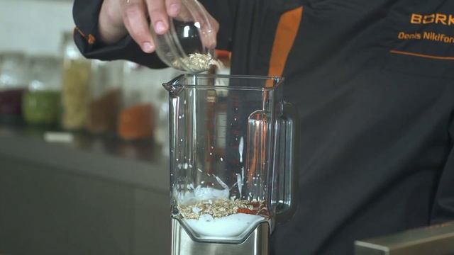 Рецепт смузи из ягод годжи в блендере BORK B800 от Дениса Никифорова смотреть онлайн
