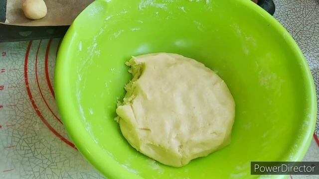 Мягкое рассыпчатое песочное печенье с джемом. смотреть онлайн