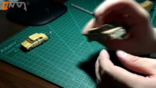 БРЕЛОК BMW ИЗ ДЕРЕВА. ОЧЕНЬ ЛЕГКО. СВОИМИ РУКАМ/BMW car made of wood смотреть онлайн