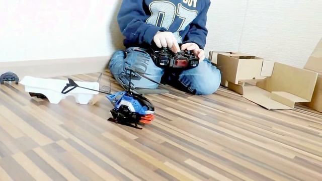 самолёты и вертолёты на радио управлении. игрушки на пульте управления. летающие игрушки смотреть онлайн
