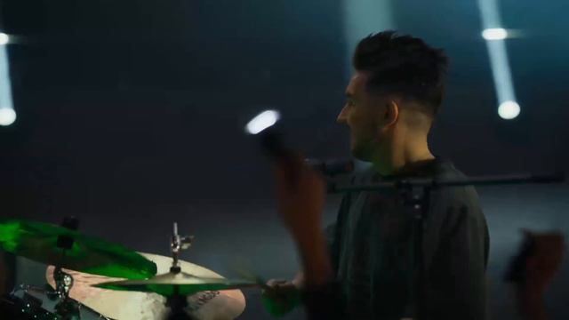 Огурцы — Митя Фомин, Катя Адушкина, Денис Кукояка смотреть онлайн