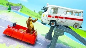 Мультик про машинки - Детские новые развивающие мультики с игрушками 2019 - Неудачный вираж..mp4