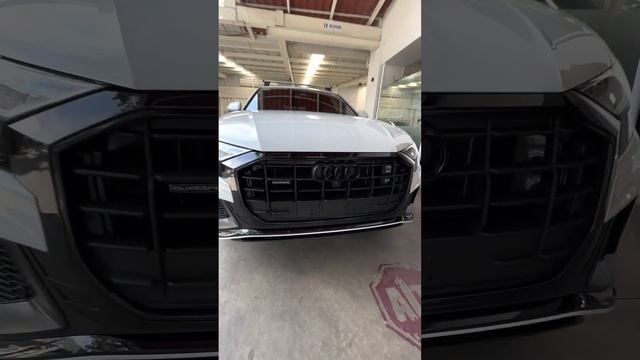 Audi Q8 Sline 2020 смотреть онлайн