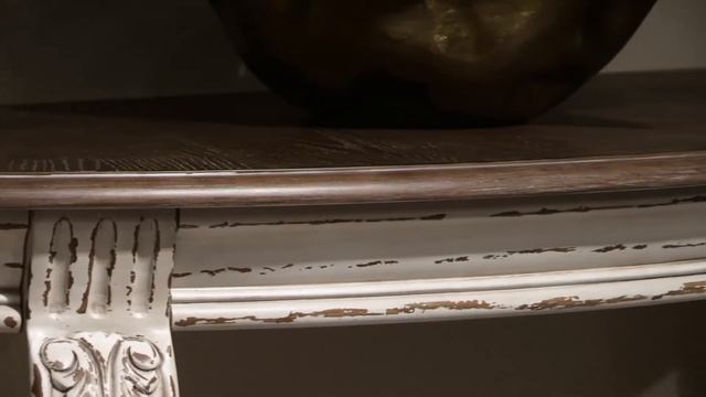 Realyn White and Brown Sofa Table from Signature Design by Ashley смотреть онлайн