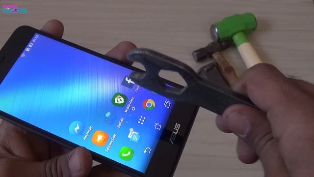 Asus Zenfone 3 Max Screen Scratch Test Gorilla Glass смотреть онлайн