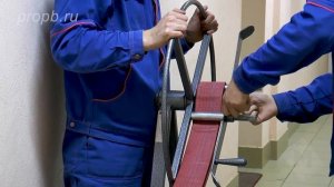 Намотка пожарных рукавов в двойную скатку.