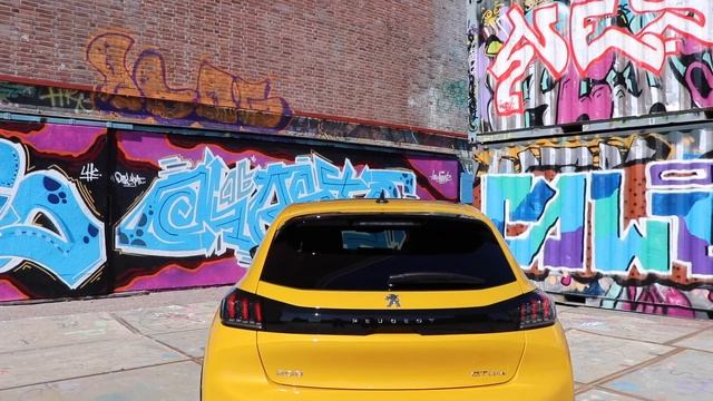 PEUGEOT 208 GT line Yellow смотреть онлайн