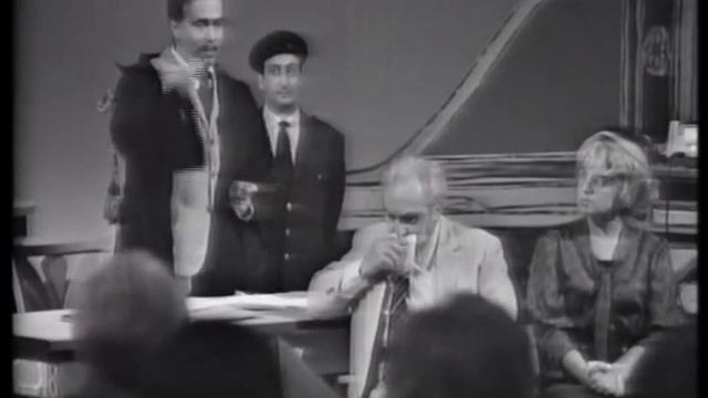 Erminio Macario nello sketch comico "Il pappagallo" , anni 60 смотреть онлайн