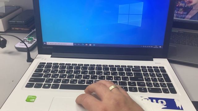 Ноутбук Lenovo 19000 смотреть онлайн