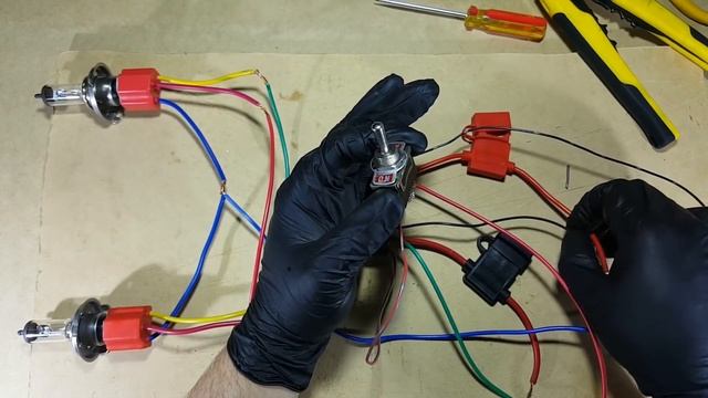 CIRCUITO BÁSICO LUCES ALTAS Y BAJAS! смотреть онлайн