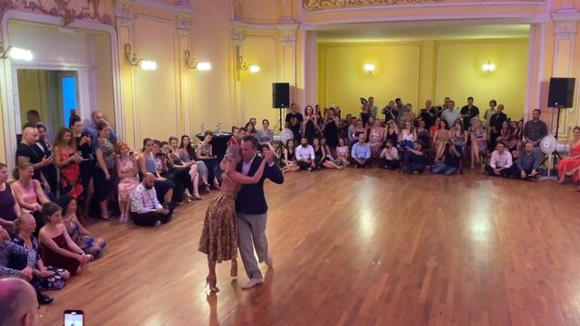 Eleonora Kalganova and Murat Erdemsel, TANGO.2 La Capilla Blanca смотреть онлайн