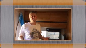 Забор вдоль берега реки , это возможно, ивы избавитесь от не прошеных гостей.